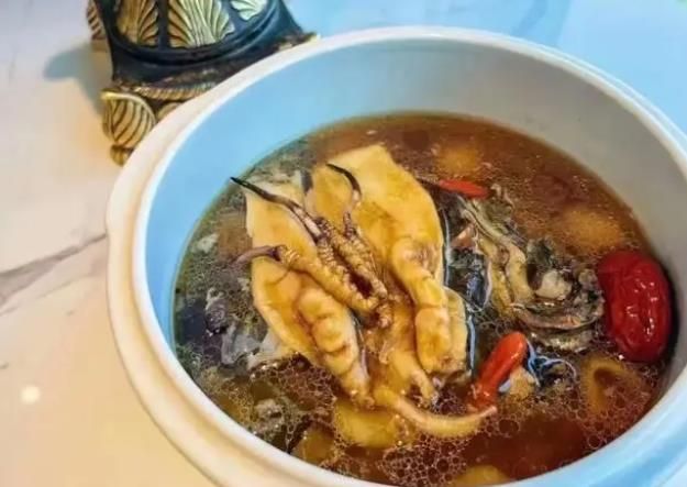 冬蟲(chóng)夏草和哪些食材可以一起煲湯？
