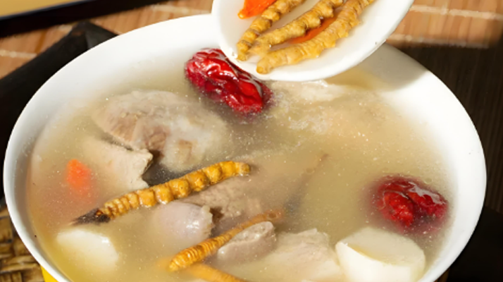 老年人能吃鮮冬蟲(chóng)夏草嗎