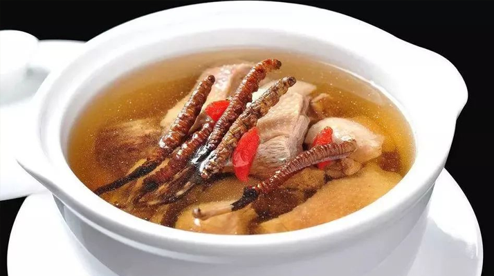 冬蟲夏草湯的正確熬制方法，營養(yǎng)與美味兼得